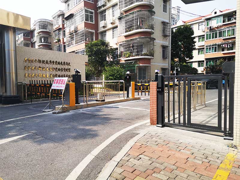 廣州軍區第十二干休所停車(chē)場(chǎng)智能管理系統