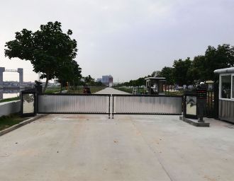 車(chē)輛管理系統廣告道閘