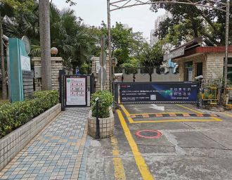 高清車(chē)牌識別系統廣告道閘
